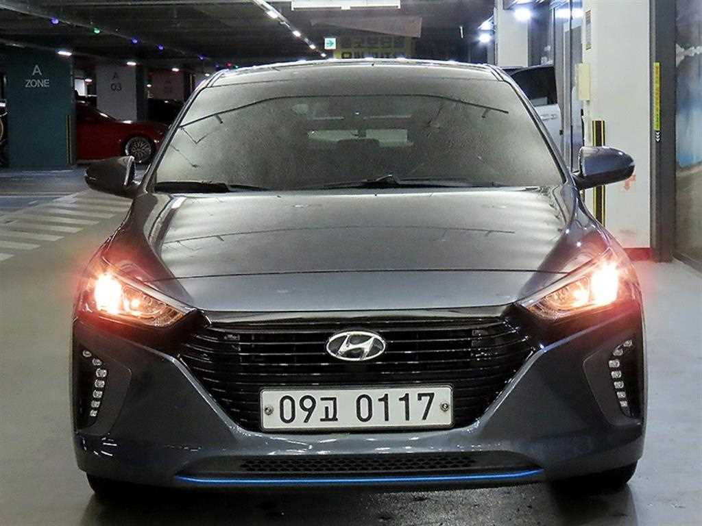 HYUNDAI Ioniq - Vista 2