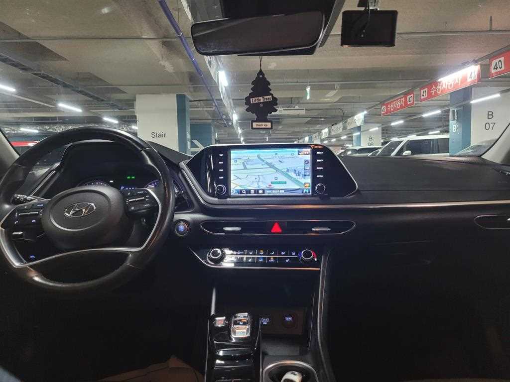 HYUNDAI Sonata - Vista 5