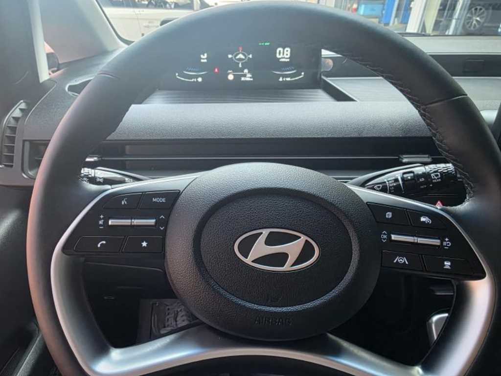 HYUNDAI Staria - Vista 11