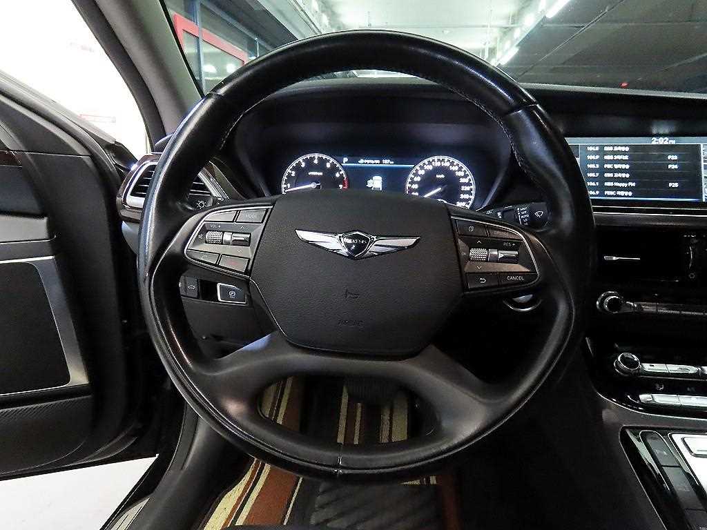 Genesis EQ900 - Vista 8