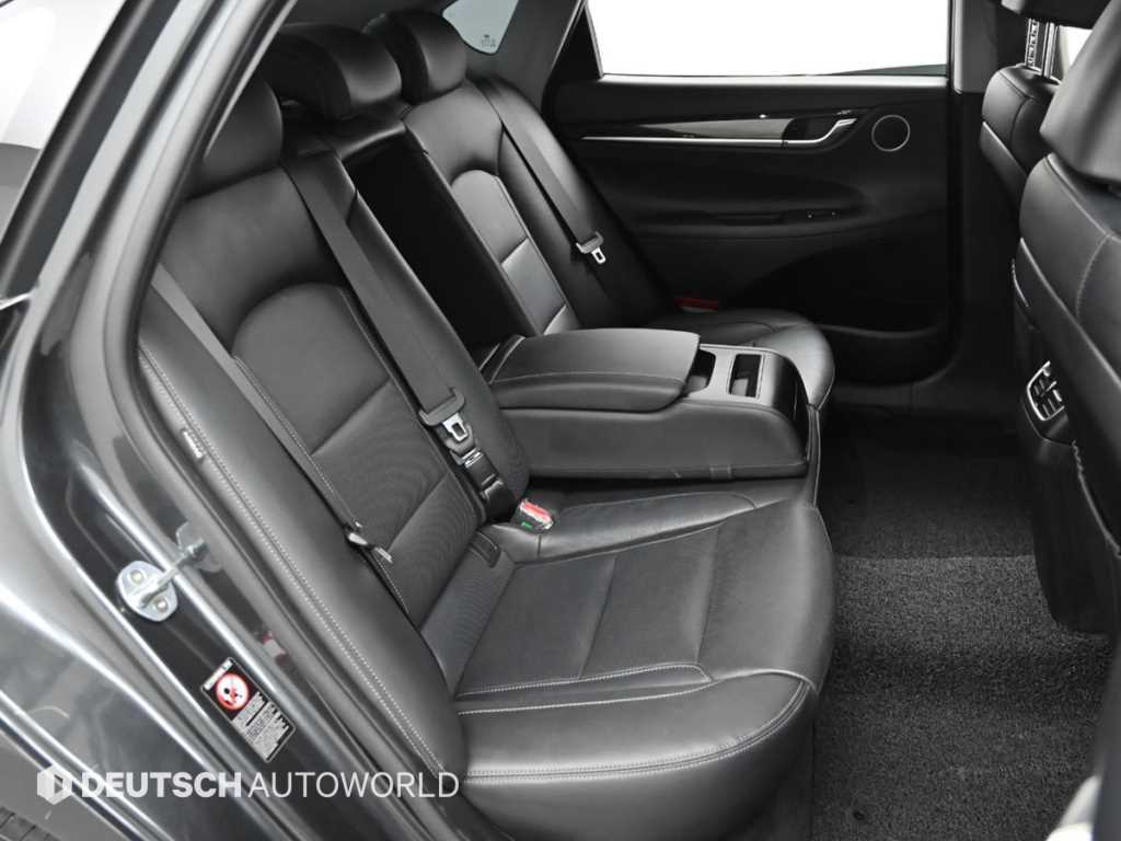 HYUNDAI Grandeur - Vista 12