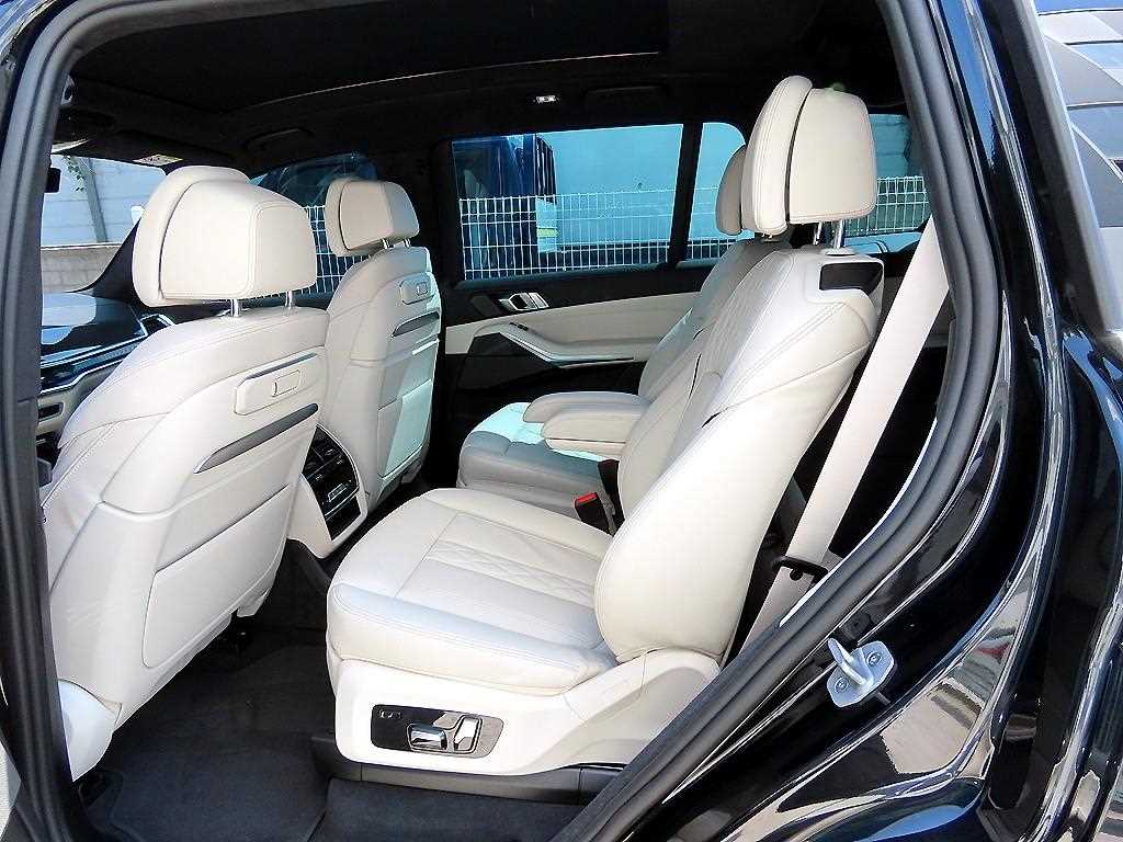 BMW X7 - Vista 6