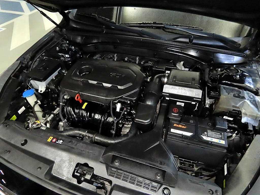 KIA K7 2016 Negro - Importación desde Corea - HF Imports Iquique - Foto 19