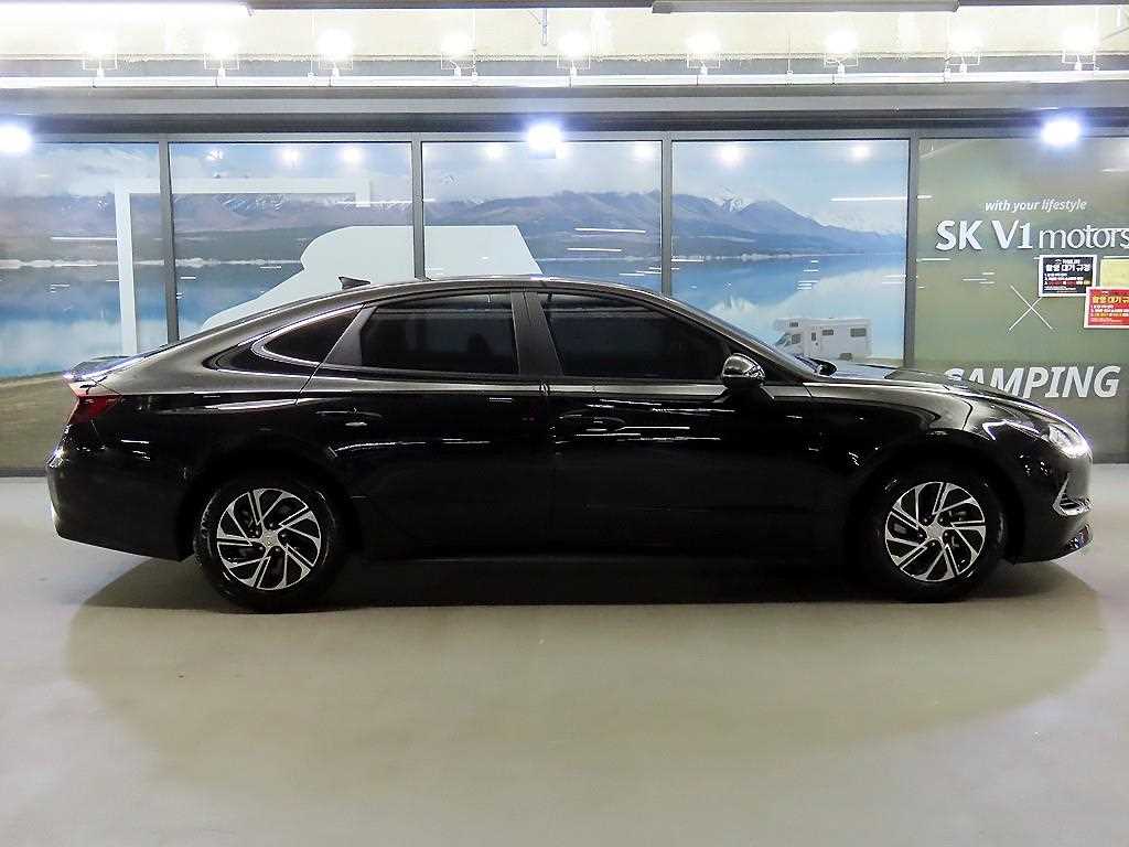 HYUNDAI Sonata - Vista 3