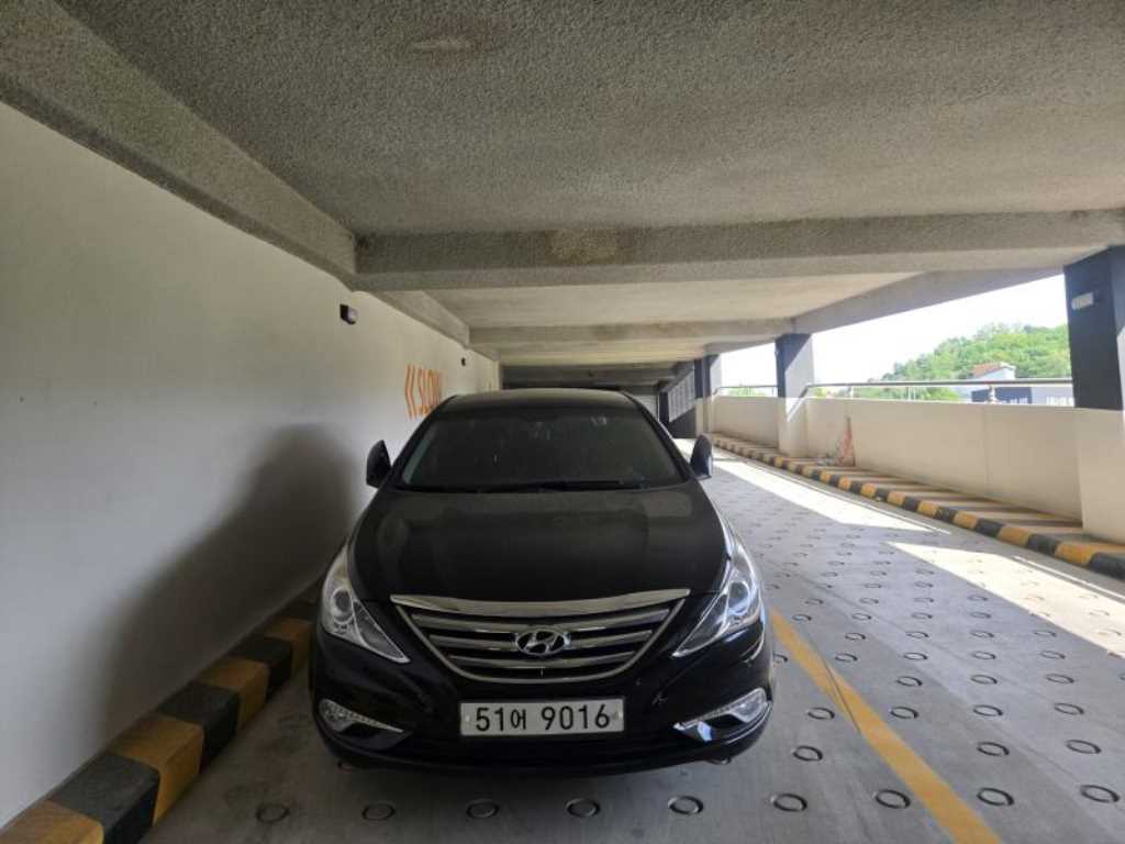 HYUNDAI Sonata - Vista 2