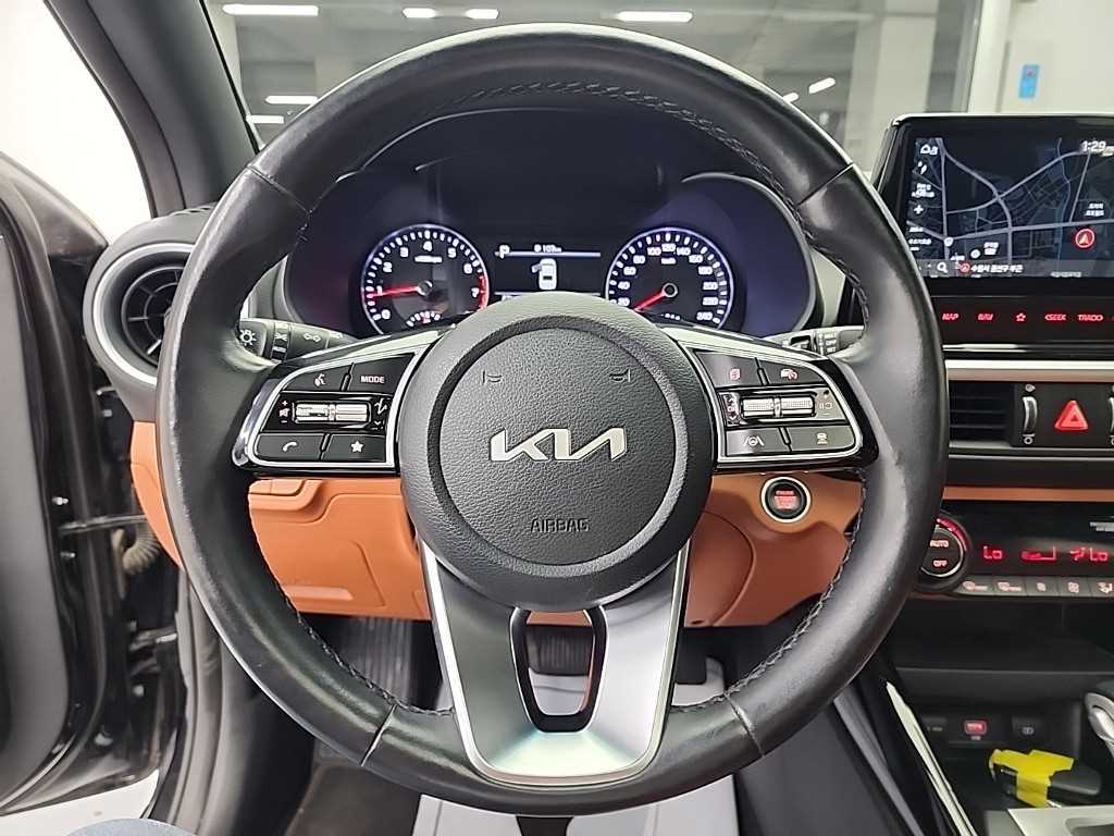 KIA K3 - Vista 9