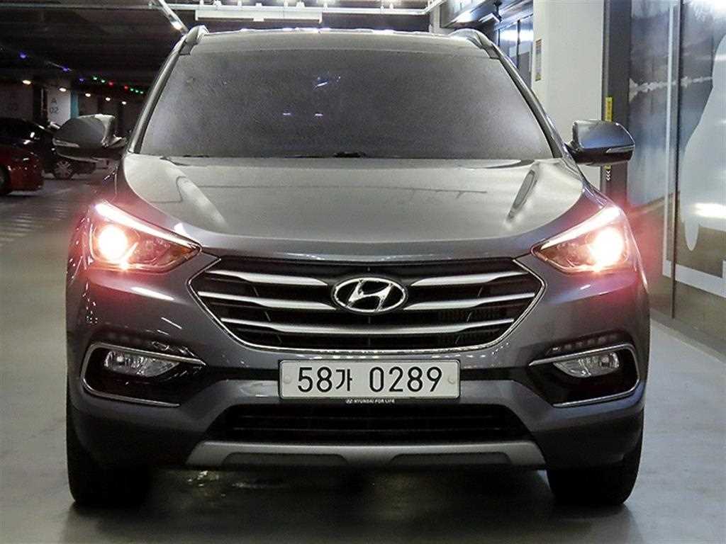 HYUNDAI Santa Fe - Vista 2