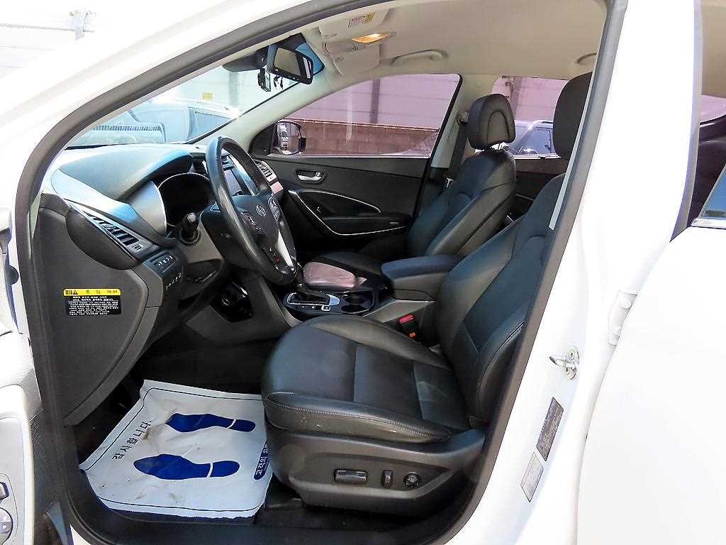 HYUNDAI Santa Fe - Vista 5