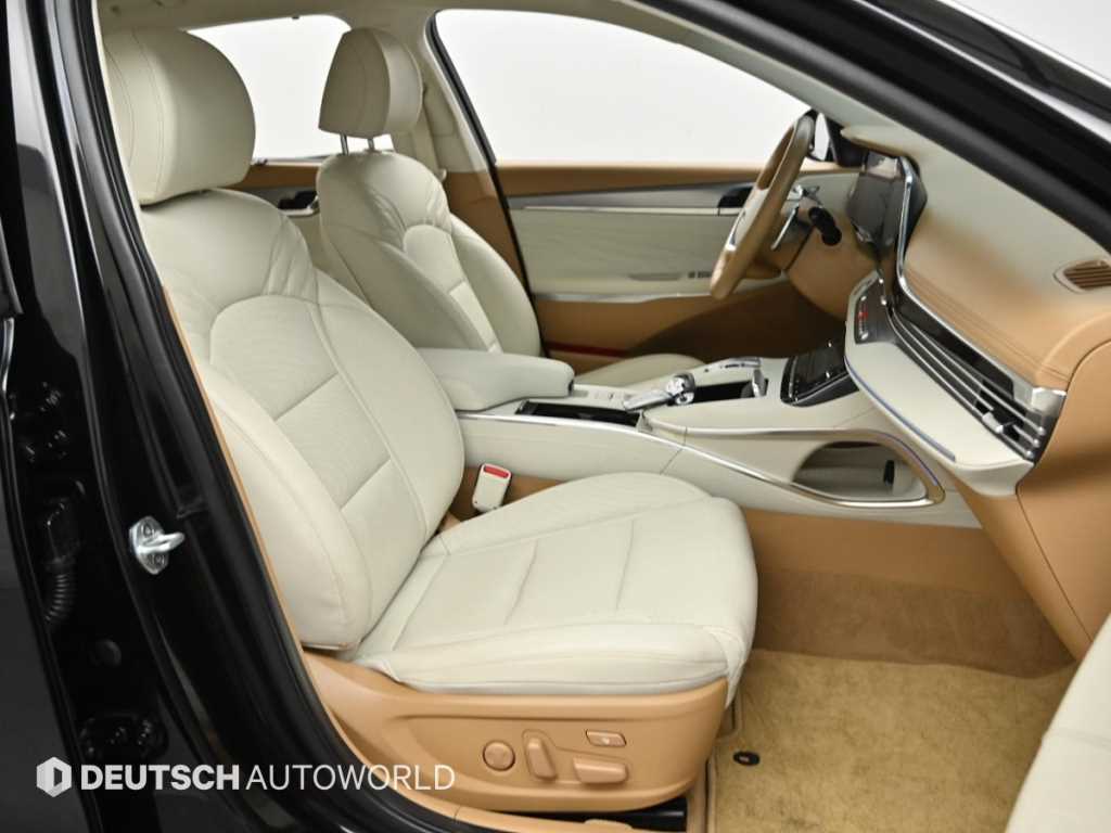 HYUNDAI Grandeur - Vista 10