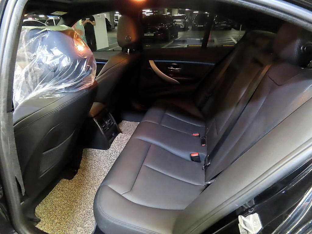 BMW 3 series - Vista 7