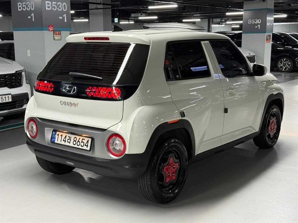 HYUNDAI Casper - Vista 4