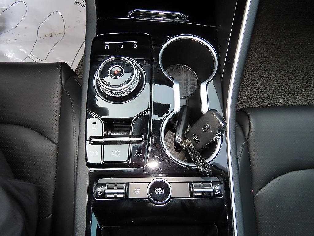 KIA K5 - Vista 10