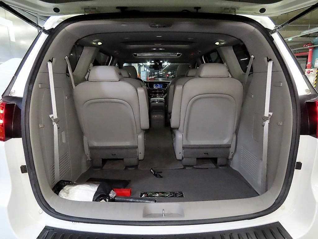 KIA Carnival 2019 Blanco - Importación desde Corea - HF Imports Iquique - Foto 16