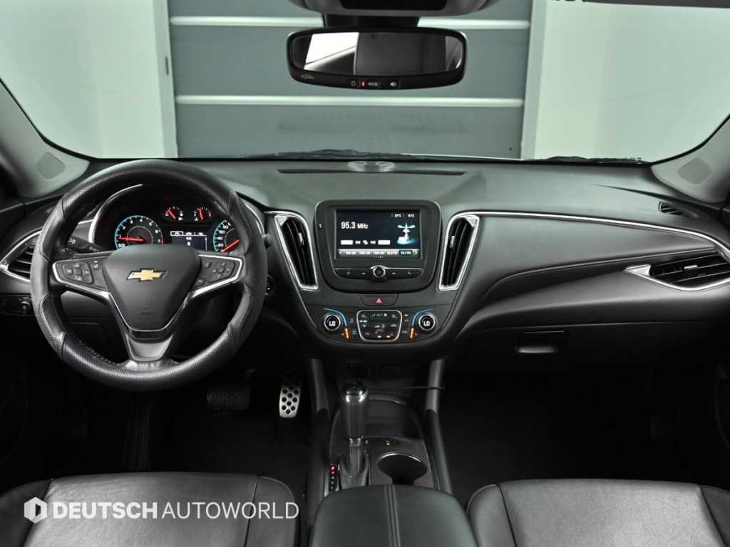 Chevrolet Malibu - Vista 7