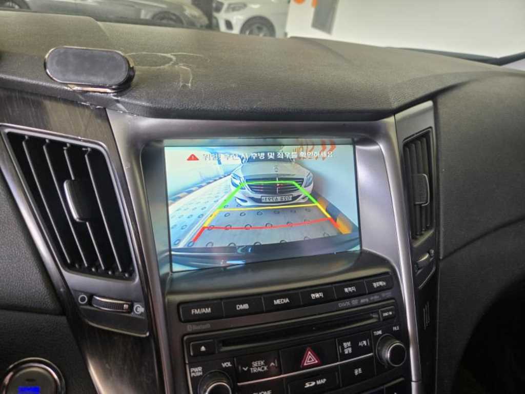 HYUNDAI Sonata - Vista 7