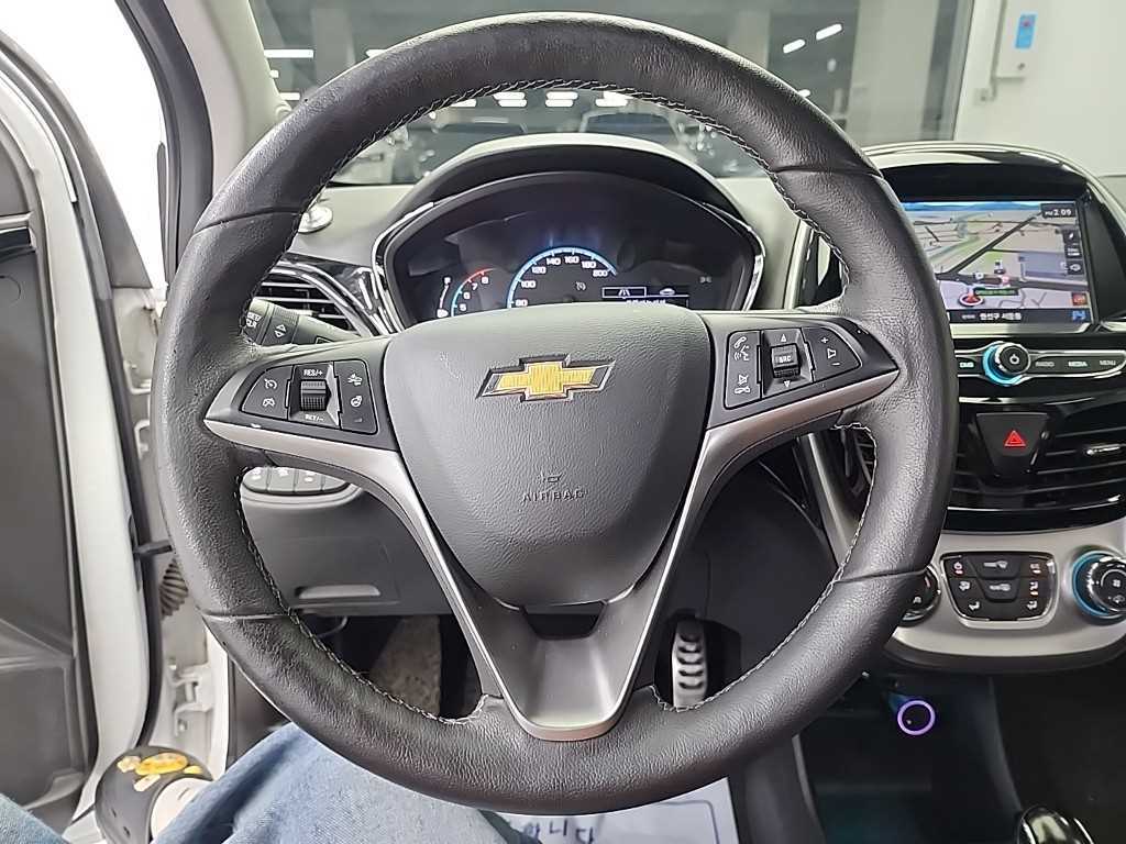 Chevrolet Spark - Vista 10