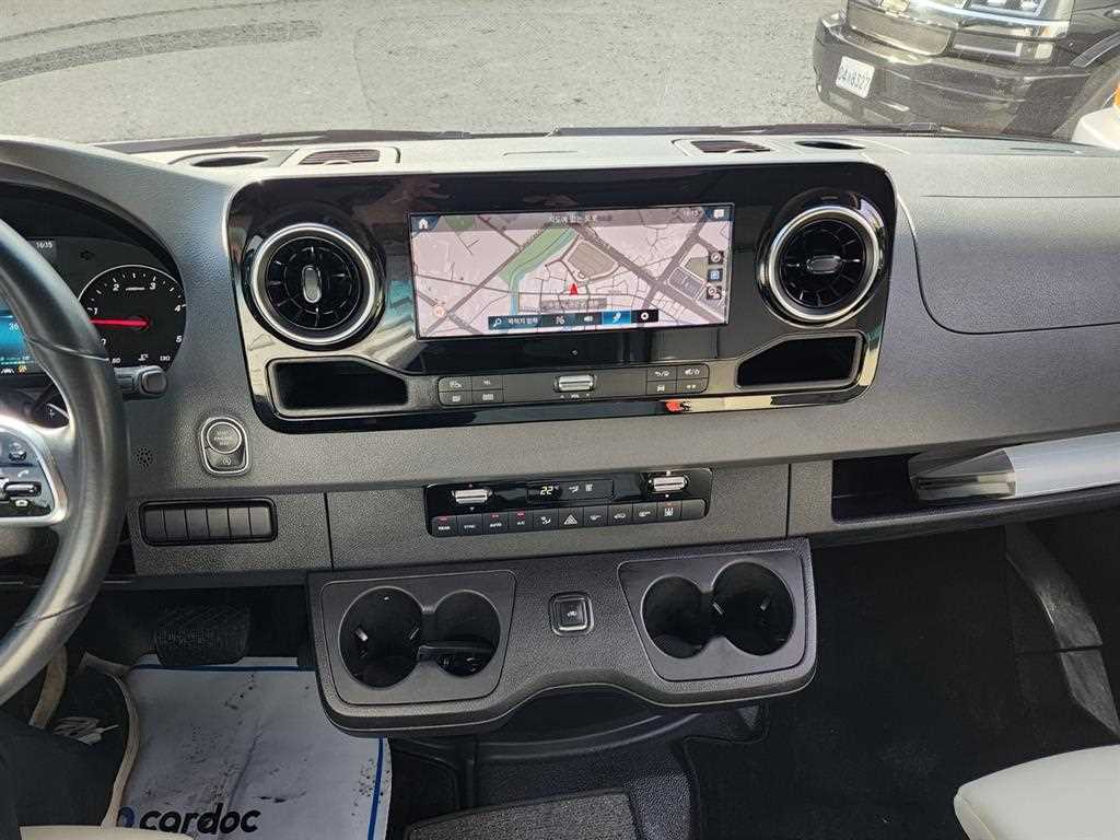 Mercedes Benz Sprinter 2021 Negro - Importación desde Corea - HF Imports Iquique - Foto 14
