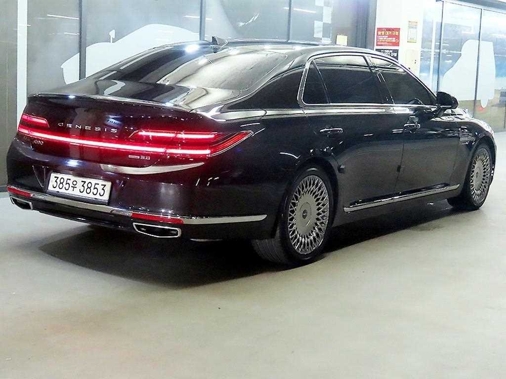 Genesis G90 - Vista 4