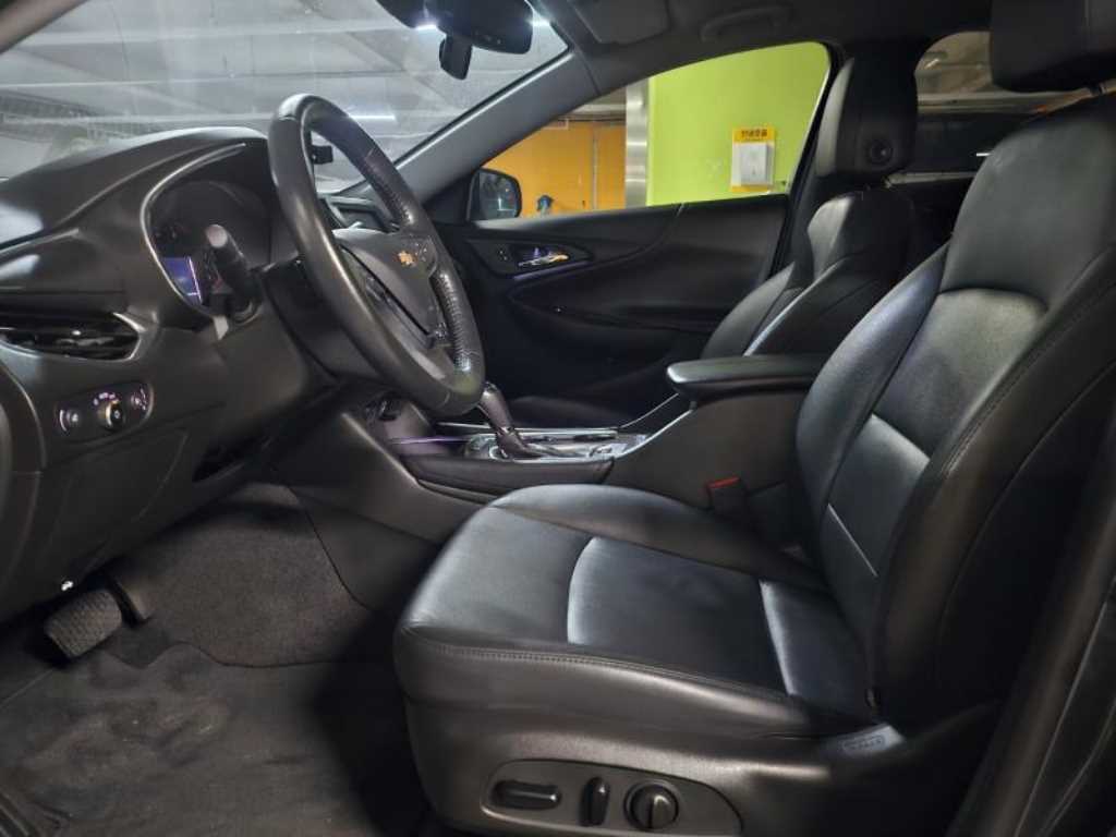 Chevrolet Malibu - Vista 6