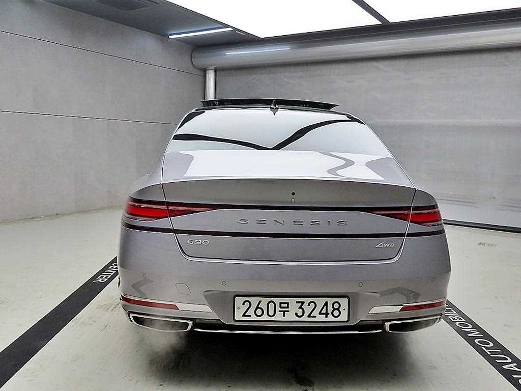 Genesis G90 - Vista 3