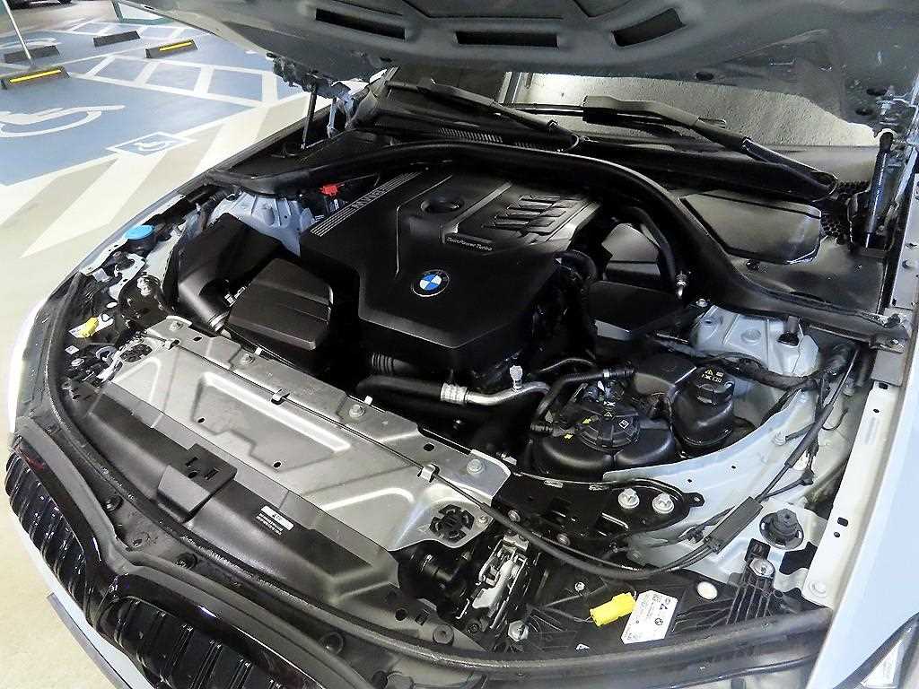 BMW 3 series 2023 Gris - Importación desde Corea - HF Imports Iquique - Foto 19