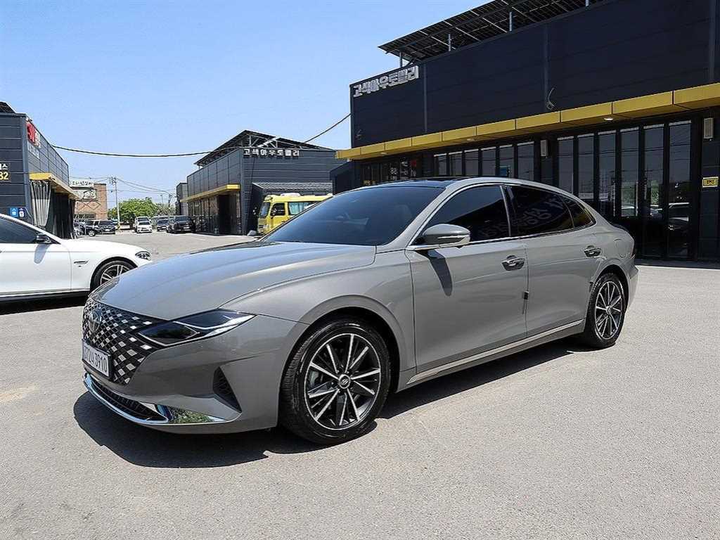HYUNDAI Grandeur - Vista 2