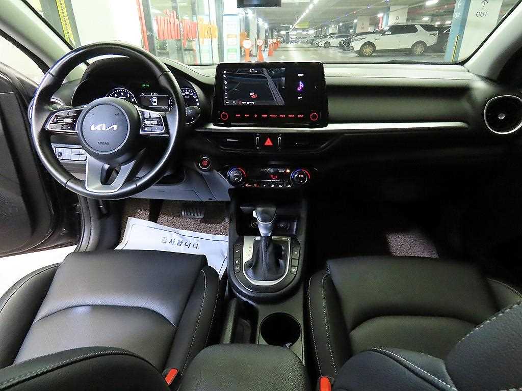 KIA K3 - Vista 10