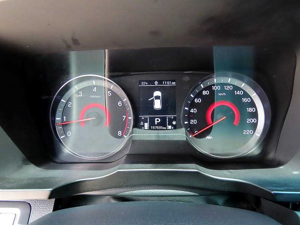 Ssangyong Tivoli - Vista 9