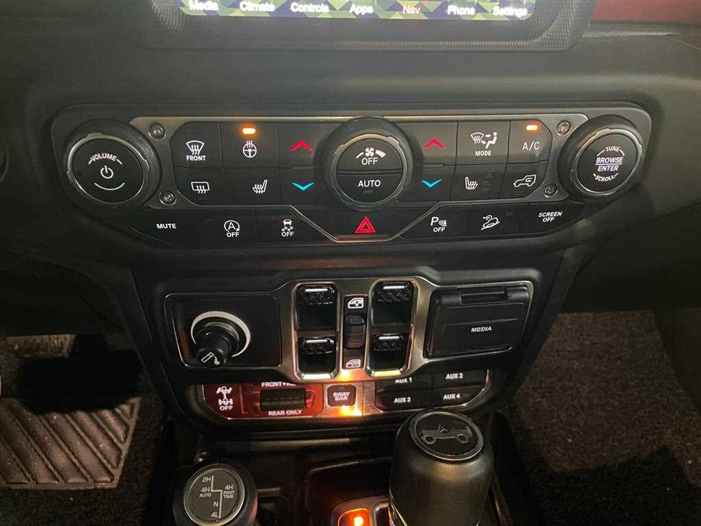 Jeep Wrangler - Vista 11