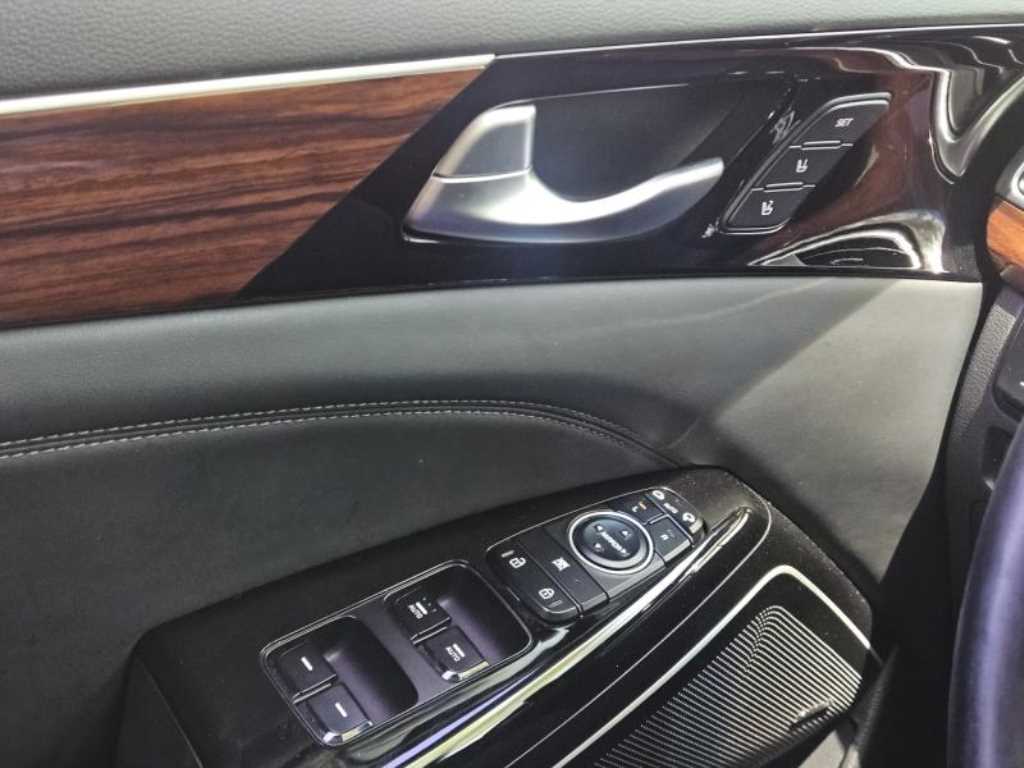 KIA K7 - Vista 12