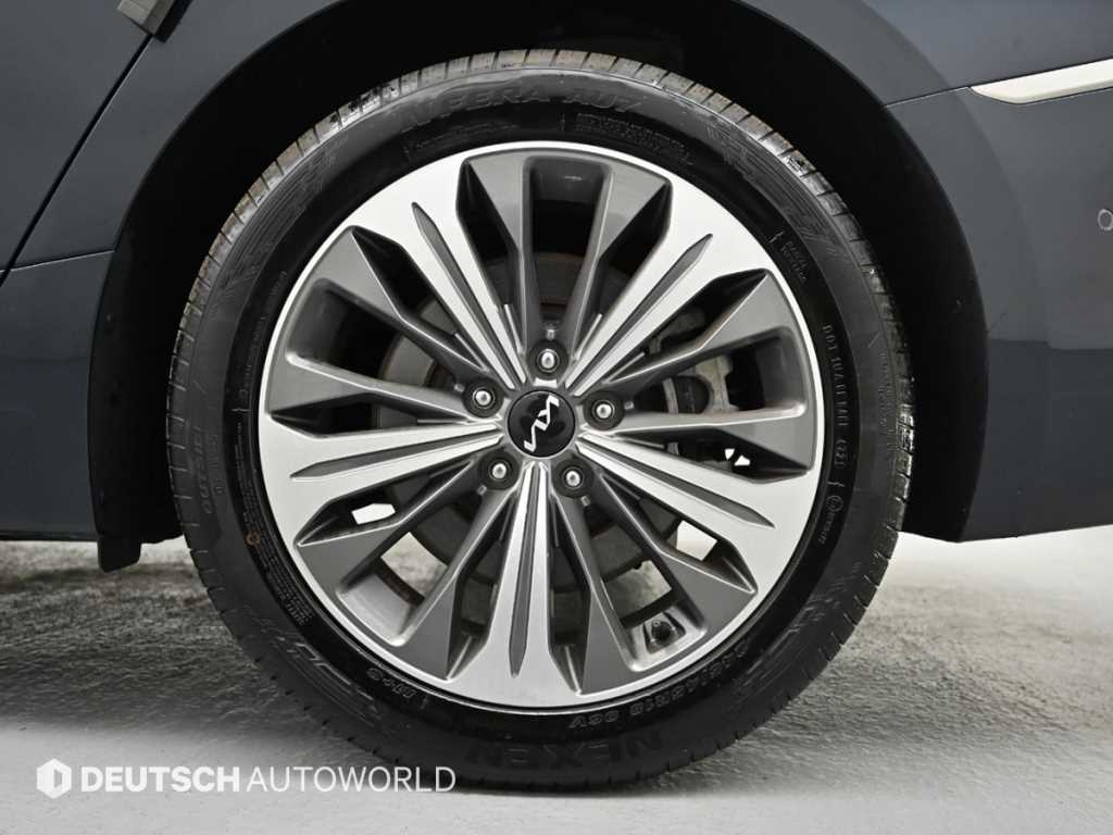 KIA K8 - Vista 5