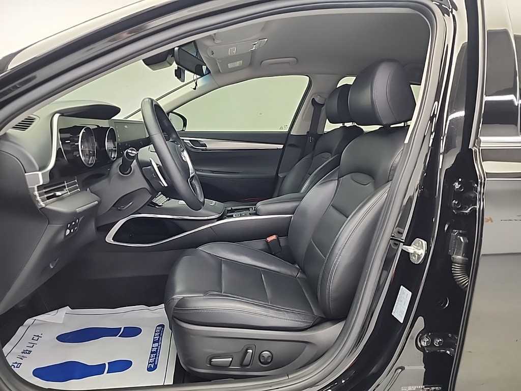 HYUNDAI Grandeur - Vista 11