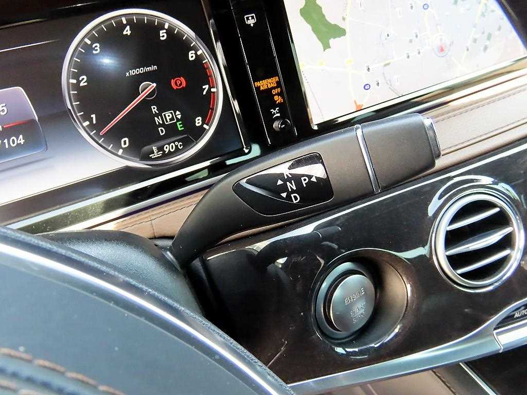 Mercedes Benz S Class - Vista 11