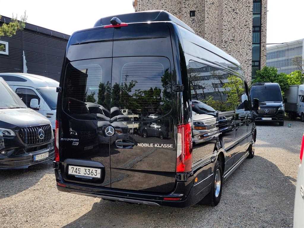 Mercedes Benz Sprinter - Vista 4