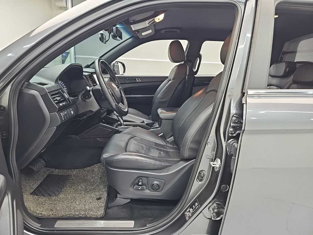 Ssangyong Rexton - Vista 11