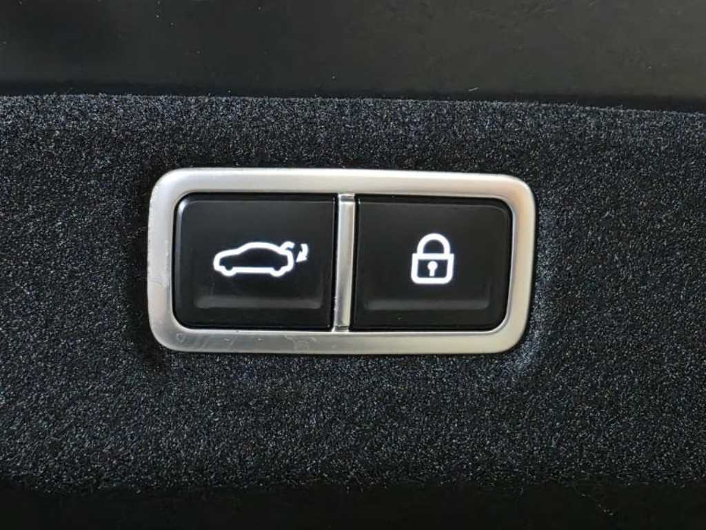 HYUNDAI Sonata - Vista 7