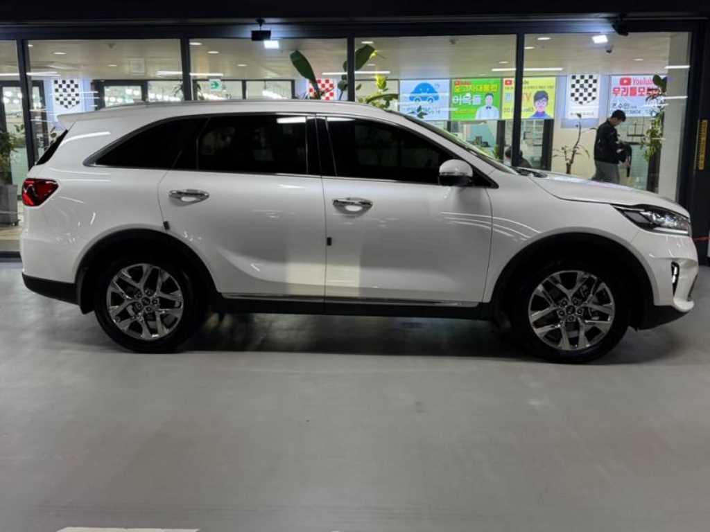 KIA Sorento - Vista 3