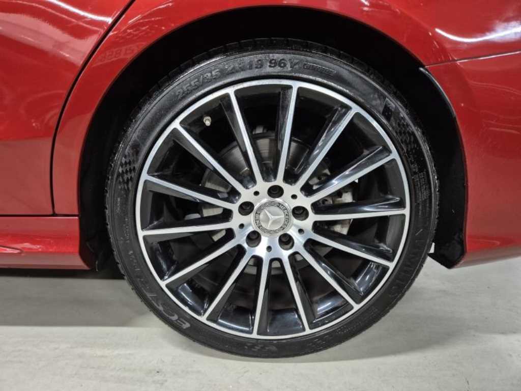 Mercedes Benz C Class - Vista 6