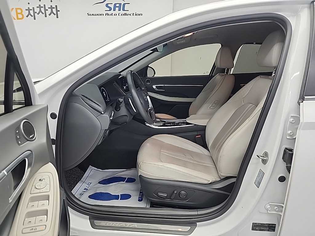HYUNDAI Sonata - Vista 11