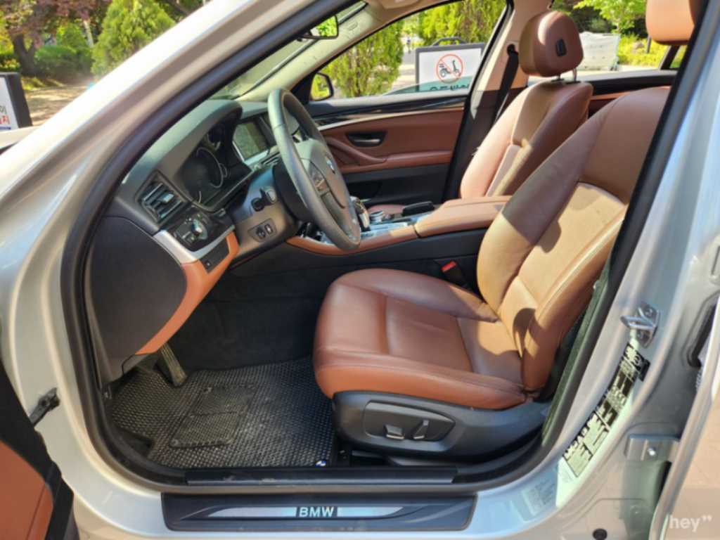 BMW 5 Series - Vista 8