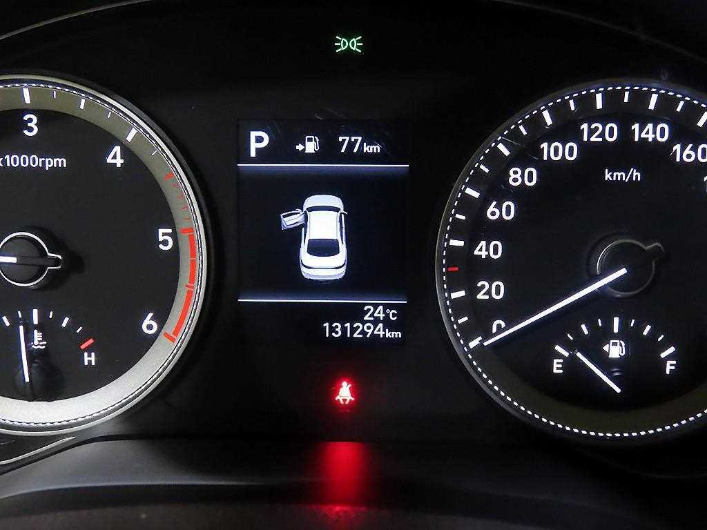 HYUNDAI Grandeur - Vista 9