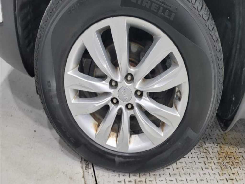 KIA Sorento - Vista 8