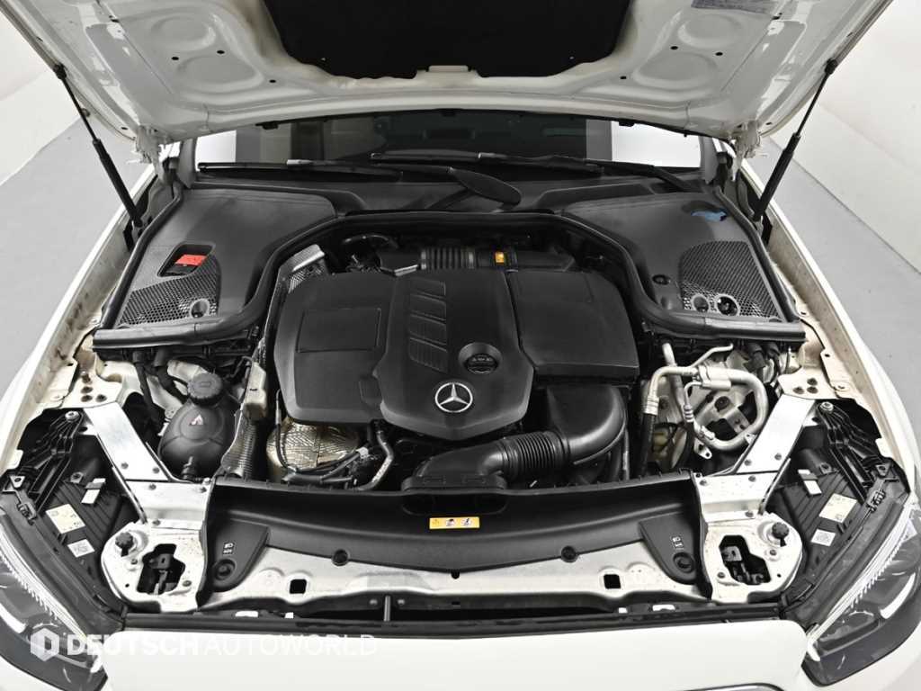 Mercedes Benz E class - Vista 6