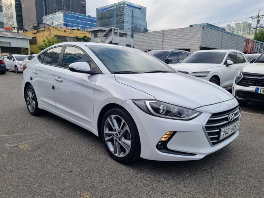 HYUNDAI Avante 2017 Blanco - Importación desde Corea - HF Imports Iquique - Foto 1