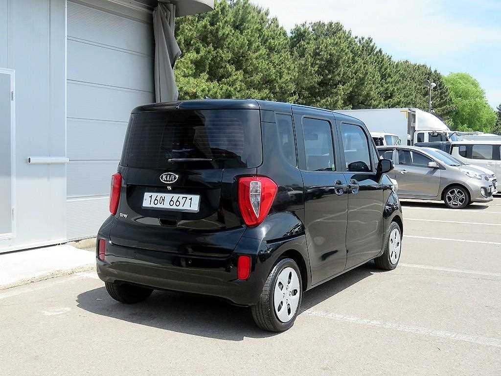 KIA Ray - Vista 4