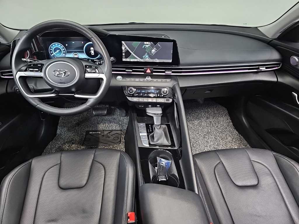 HYUNDAI Avante - Vista 7