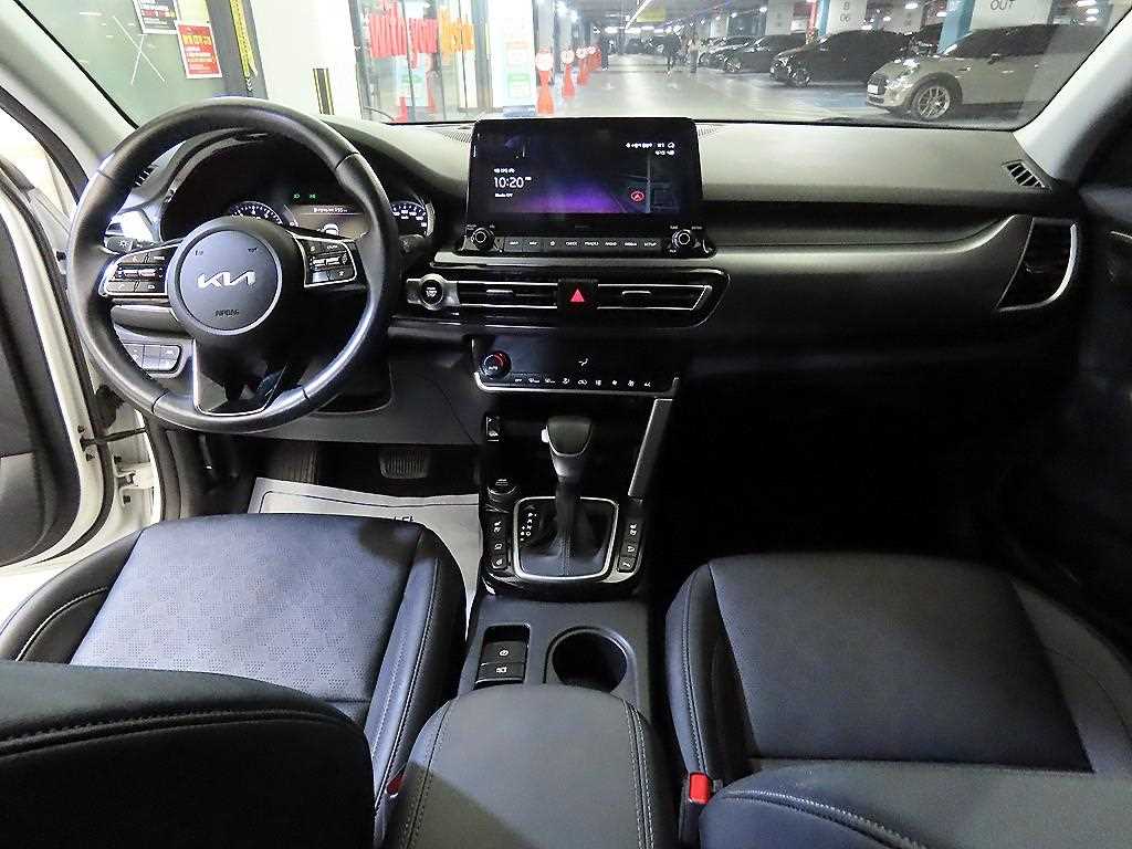 KIA Seltos - Vista 10