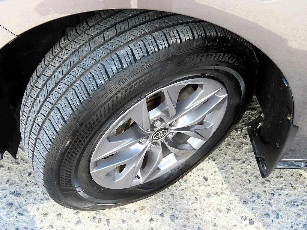Toyota Siena 2021 Gris - Importación desde Corea - HF Imports Iquique - Foto 20