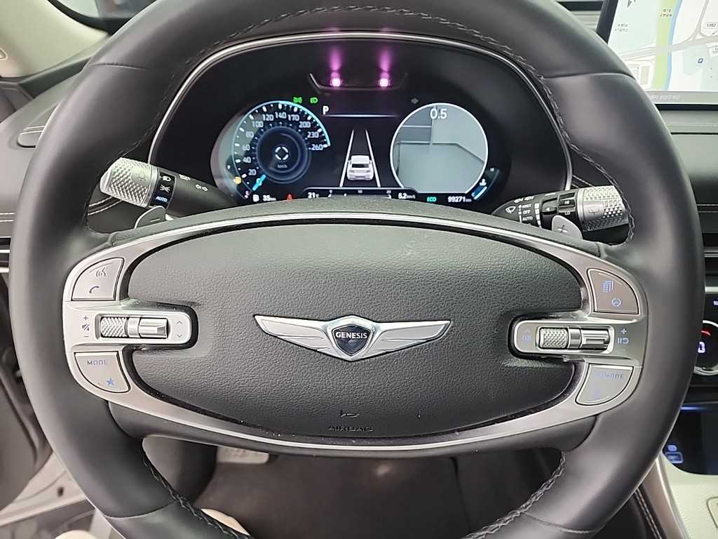 Genesis GV80 - Vista 9