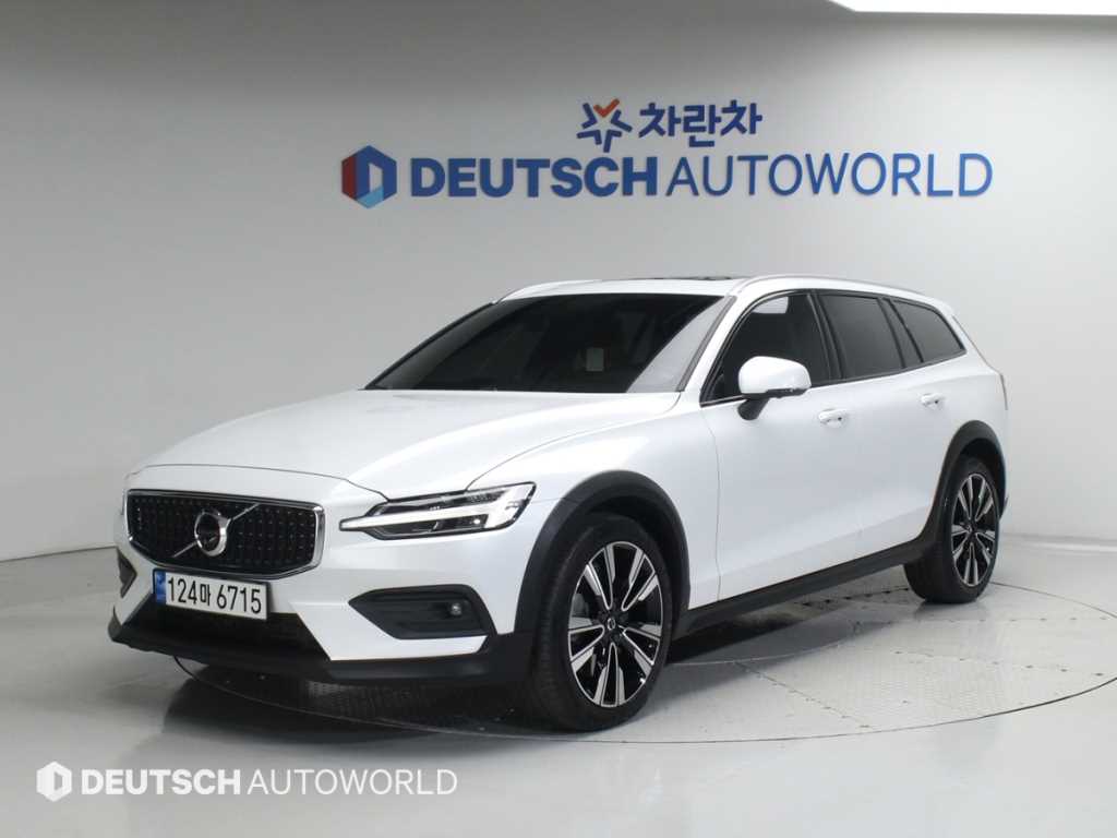 Volvo V60 2022 - Importación desde Corea - HF Imports Iquique - Foto 1